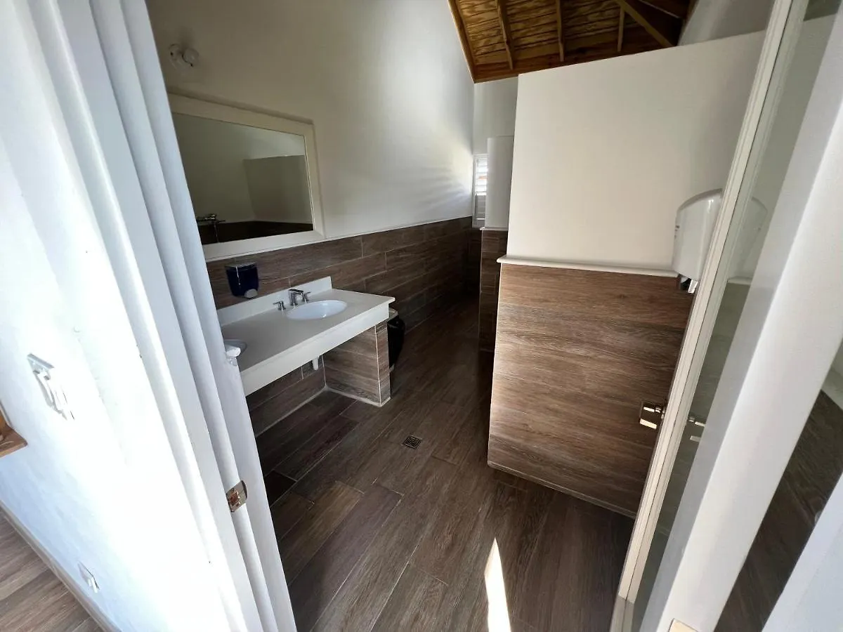 Ocho Rios Ocean Escape Διαμέρισμα Richmond 0*,